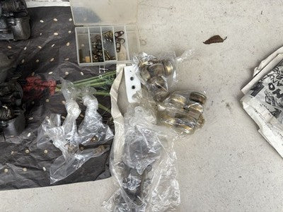 Suzuki GT750 Triple Carburetor Set 2 Pieces