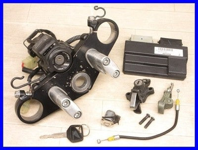 Honda CB1300SB SC54 Ignition Key Set Top Bridge HISS ECU