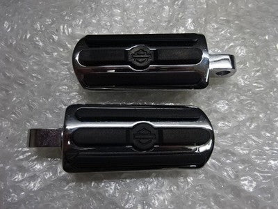 Harley-Davidson OEM Chrome Rubber Custom Footpegs Small Passenger
