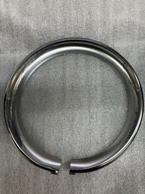 Harley-Davidson Genuine Halogen Headlight 5.75 inch with Ring