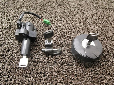 Honda XLR125R Main Ignition Key Set Tank Cap JD16 JD09E Carb
