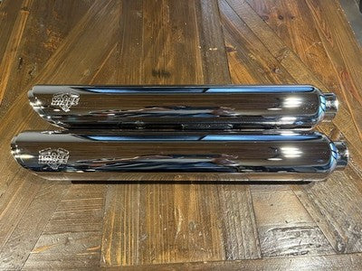 Vance & Hines Twin Slash Slip-On Muffler Harley Softail 07-16