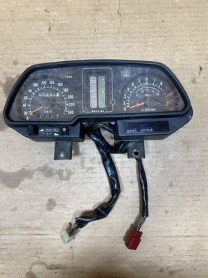 Kawasaki Z1100GP Instrument Cluster Speedometer Meter KZT10B
