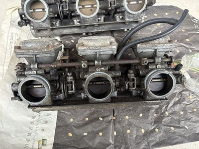 Suzuki GT750 Triple Carburetor Set 2 Pieces