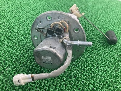 Suzuki B-KING GSX1300BK Fuel Pump 15100-23H00 OEM Used