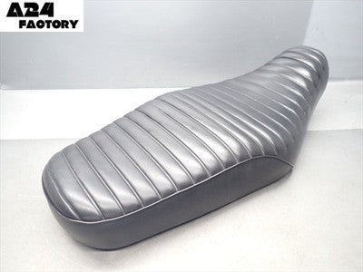 Kawasaki W800 Main Seat C2R8-1001 EJ800A 2012