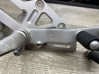 BEET Rearsets Kawasaki ZX-11 ZZR1100 Ninja Used Tested