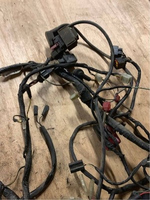 Kawasaki GPZ1100 2 ZXBE Main Wiring Harness Used