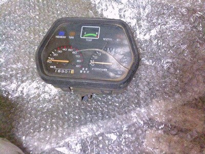 Suzuki RG50 Gamma Genuine OEM Speedometer Meter Vintage