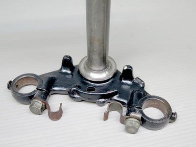 Suzuki RG50 Gamma NA11A OEM Steering Stem Top Bridge