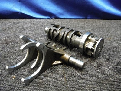 Kawasaki GPZ900R ZX900AE Shift Drum Arm Engine Part