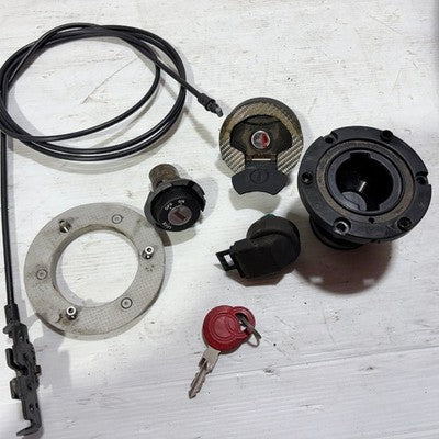 Gilera Runner ST200 Ignition Key Set Tank Cap M464M