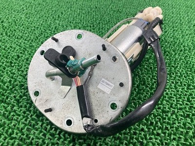 Honda VTR250 MC33 Fuel Pump UC-T30HU17 OEM Genuine Used