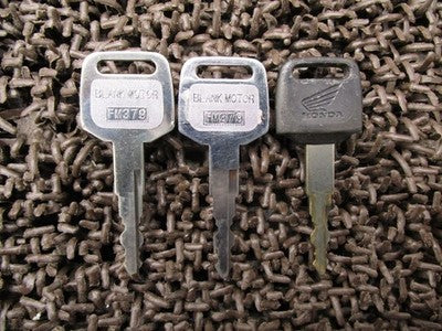 Honda XLR125R Main Ignition Key Set Tank Cap JD16 JD09E Carb