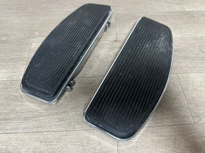 Harley-Davidson Genuine OEM Footboard Softail Touring Used
