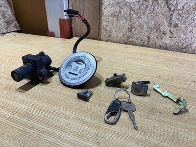 Honda Hornet 250 MC31-100 Ignition Key Set Operation Confirmed
