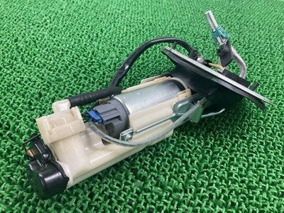 Honda VTR250 MC33 Fuel Pump UC-T30HU17 OEM Genuine Used