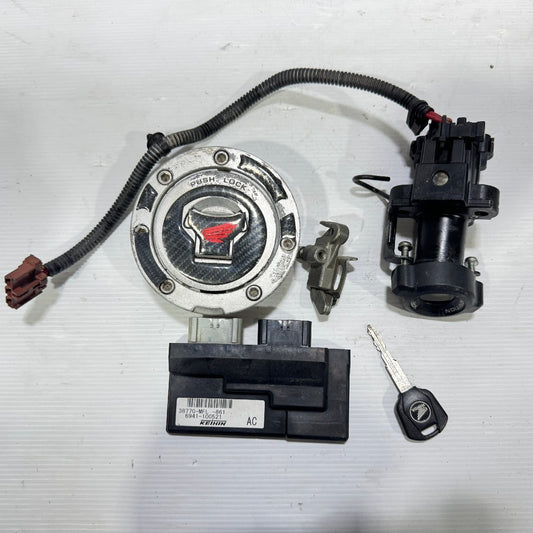 Honda CBR1000RR Fireblade 2009 Ignition Key Switch Fuel Gas Cap ECU Set