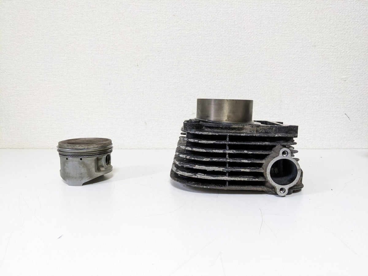 Yamaha Trailway TW200 1987-1998 Cylinder Head w/ Camshaft Rocker Arms OEM