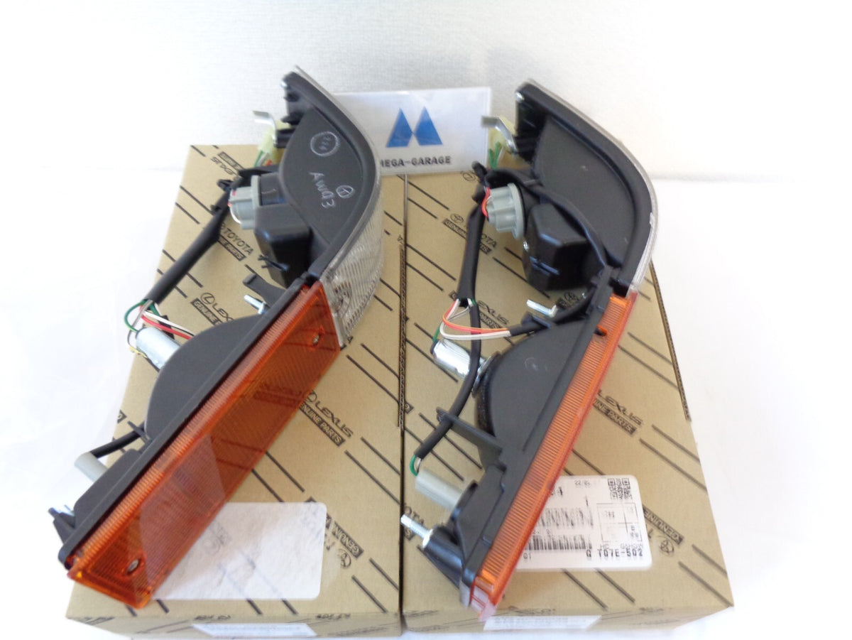 TOYOTA TRUENO AE86  Late Model GENUINE OEM SPRINTER TURN SIGNAL INDICATORS JDM