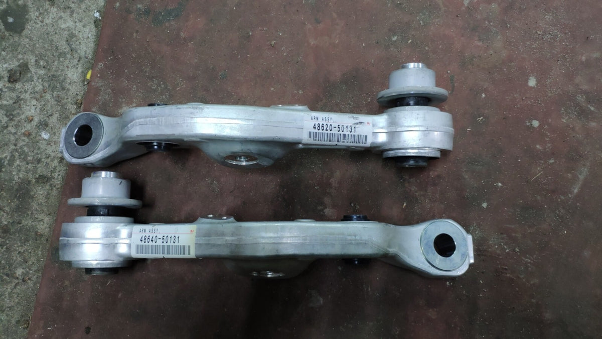 Genuine Toyota Lexus LS460 LS460L USF40 USF41 Front Suspension Lower Arm RH & LH