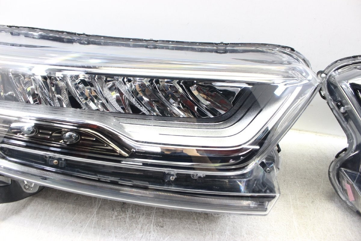 Honda CR-V RW1 RW2 LED Headlight Lamp Left Right STANLEY W4744 OEM Genuine JDM