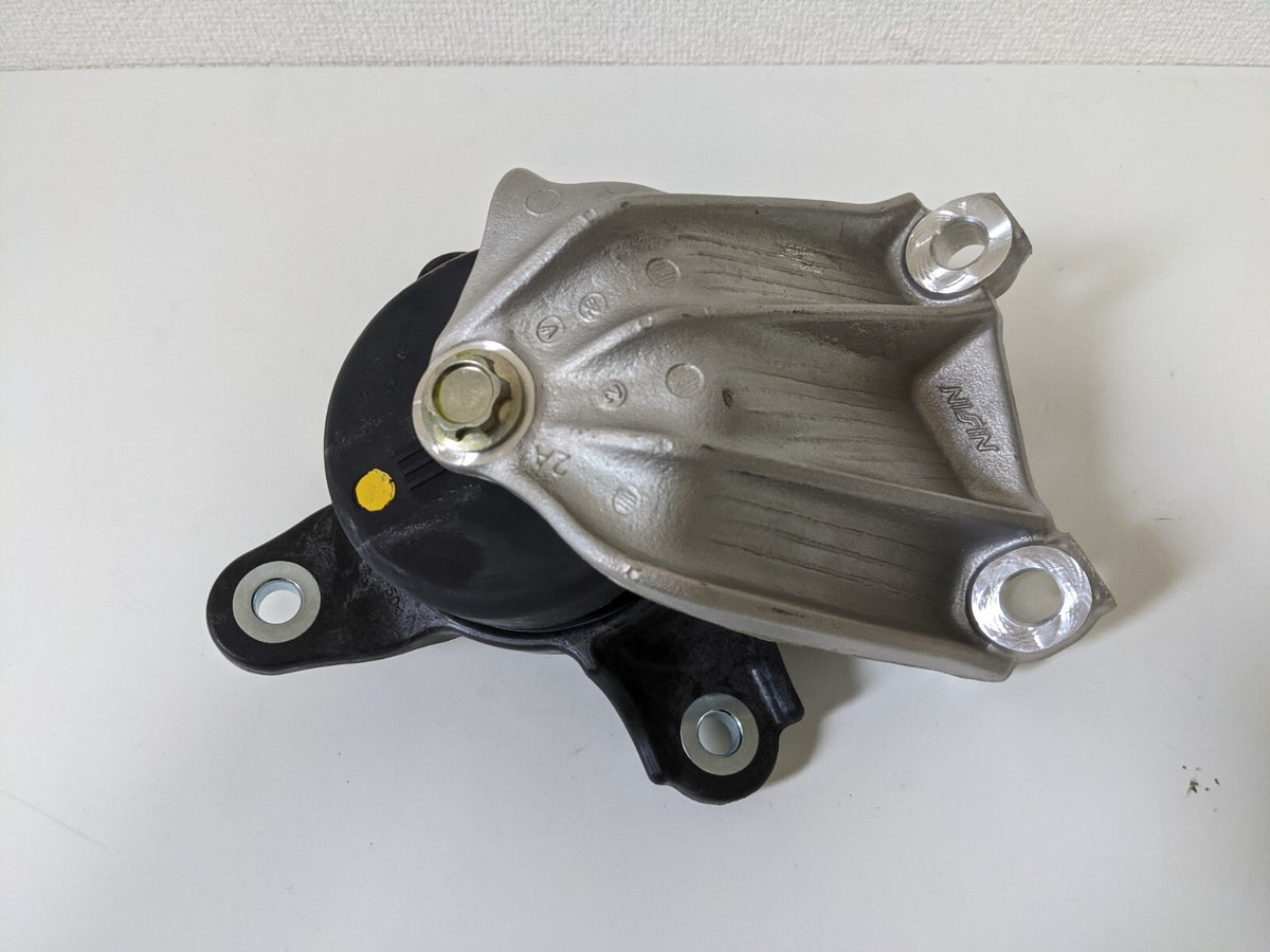 Upper Transmission Mount for 2008-2012 Honda Accord/ 2009-2013 Acura TSX 2.4L *
