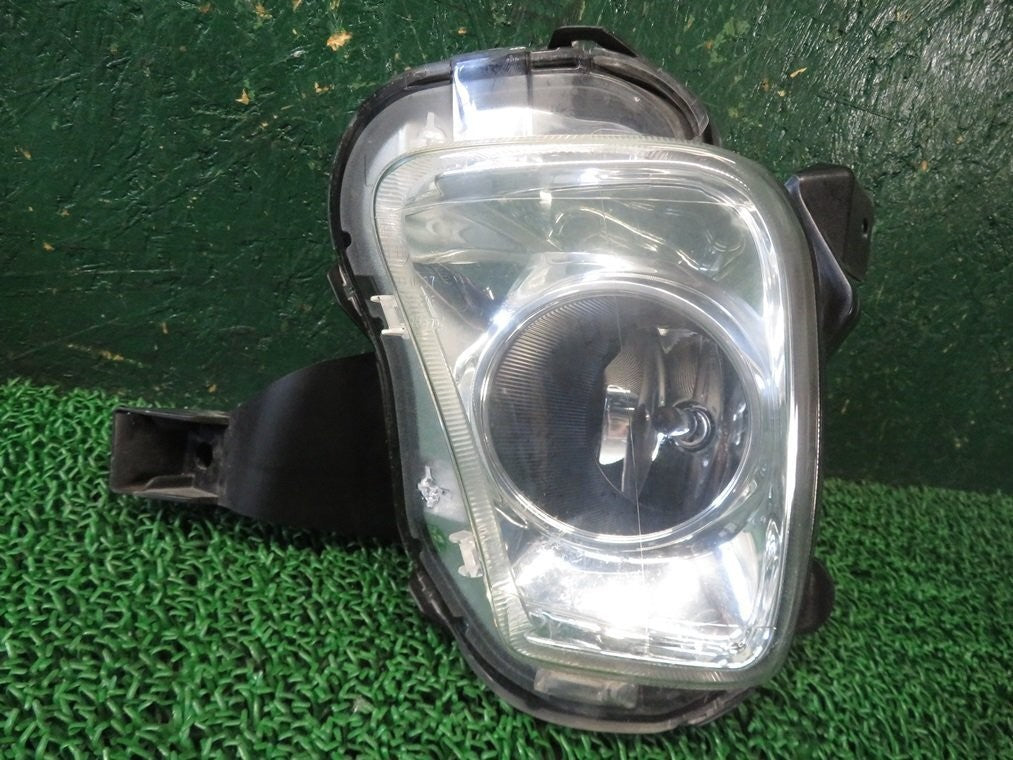 Toyota Crown Royal GRS200 GRS201 GRS202 GRS203 Fog Lamp Light 2010-2012 OEM JDM