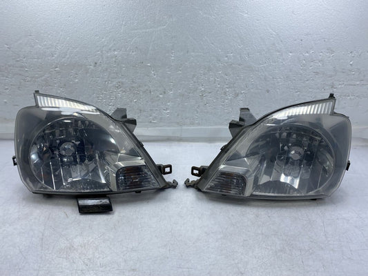 Toyota Hiace Regius KCH40 1999-2002 Headlight ICHIKOH 26-104 Genuine OEM JDM