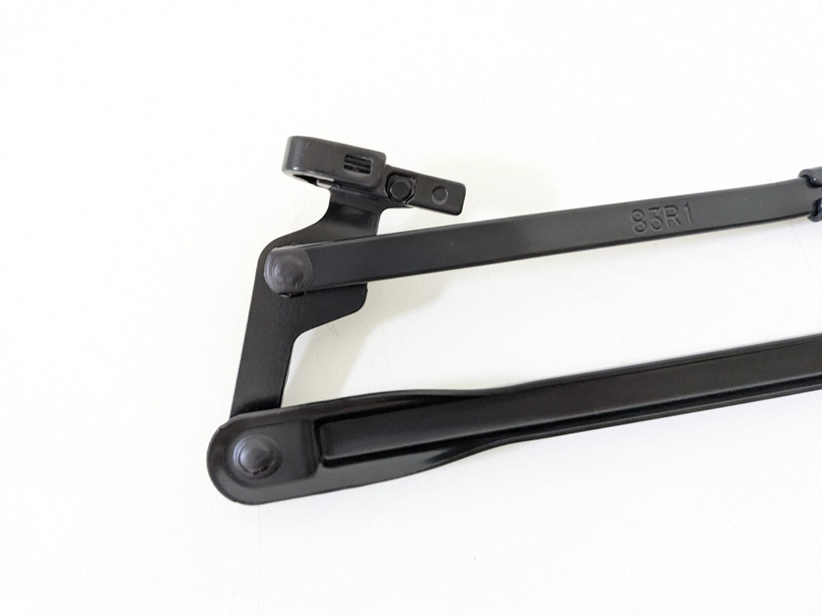 85211-52391 Toyota Genuine OEM Arm, front wiper YARIS NCP13# 2011/08-  For RHD