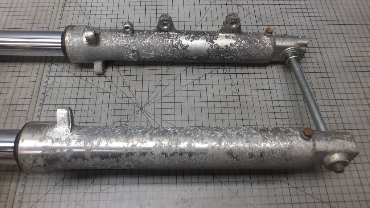 Yamaha TZR250 1KT Front Fork 39mm Stem Triple Tree Top Bridge Axle Shaft