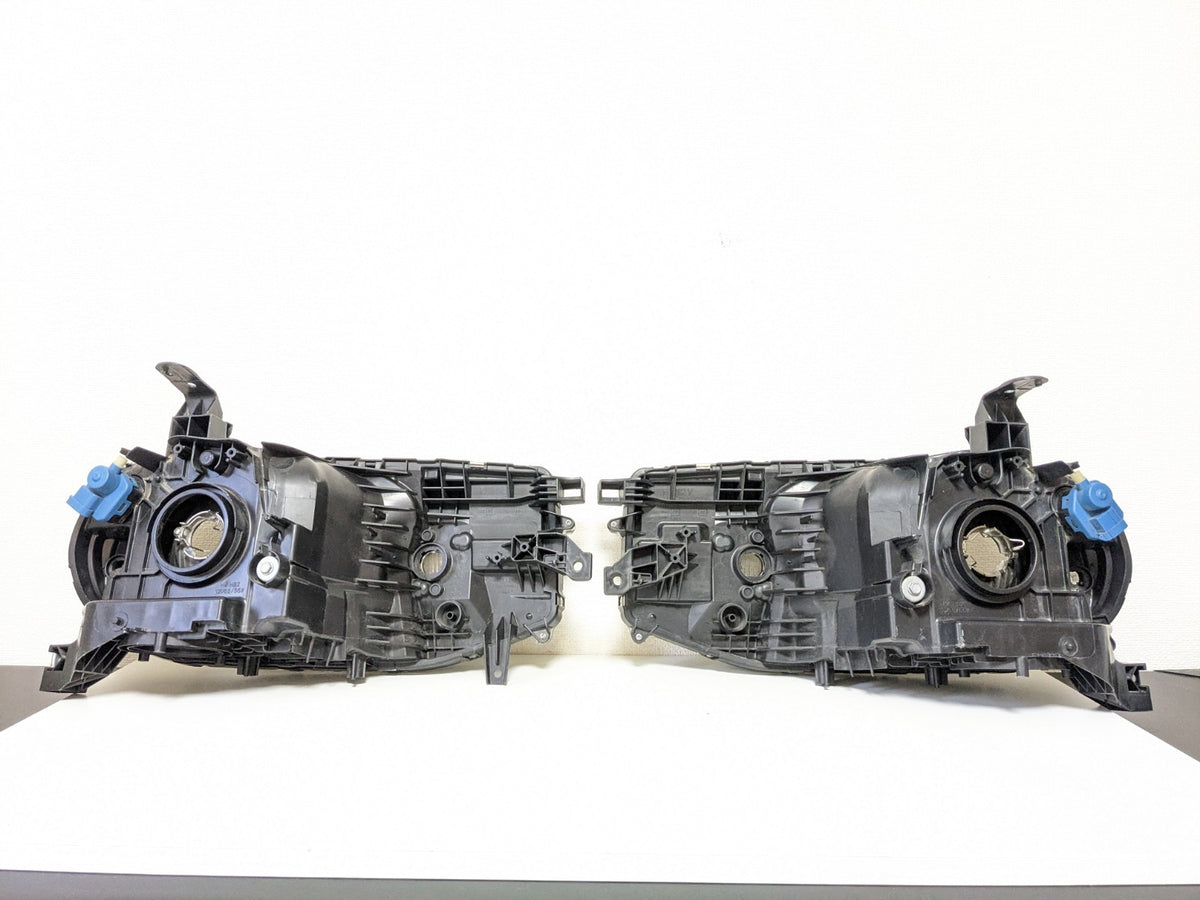 2009 Nissan Cube Z12 Halogen Headlights Lamps Lights Set