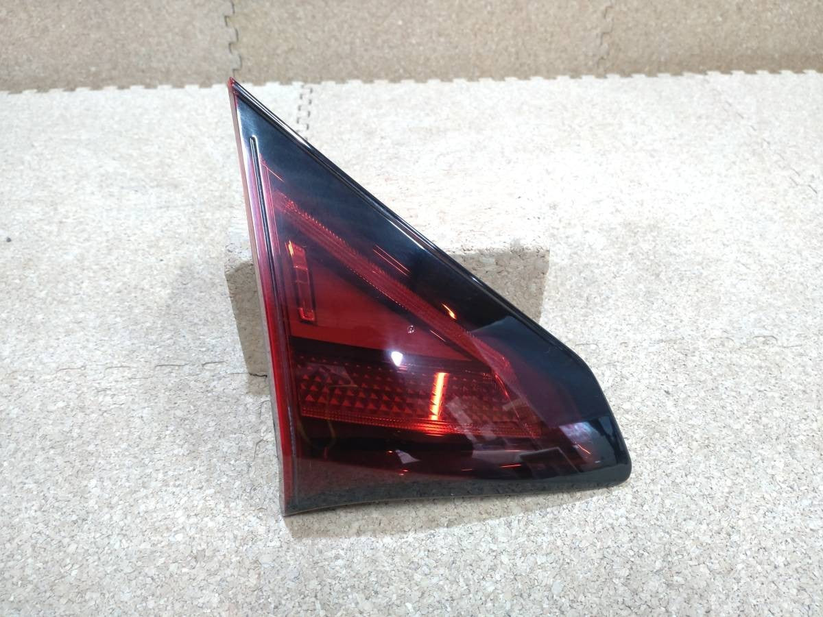 Nissan Kicks P15 RP15 Left Inner Tail Light Lamp Finisher ICHIKOH D253 OEM JDM