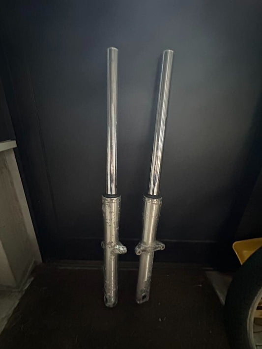 Yamaha DragStar 400 Front Fork