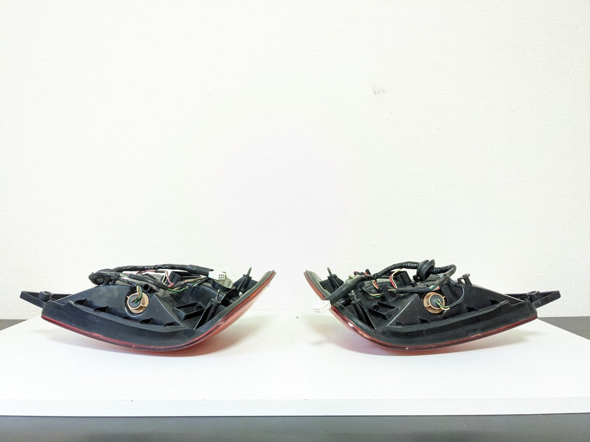 Lexus GS300 GS400 Genuine Tail Lights Toyota Aristo JZS161 zenki JDM