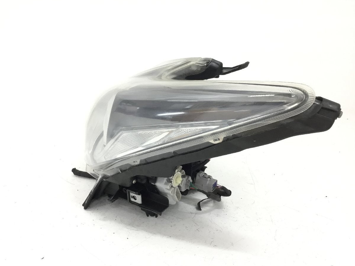 Toyota Prius ZVW30 Late Model Genuine Leftt HID Headlight KOITO 47-52
