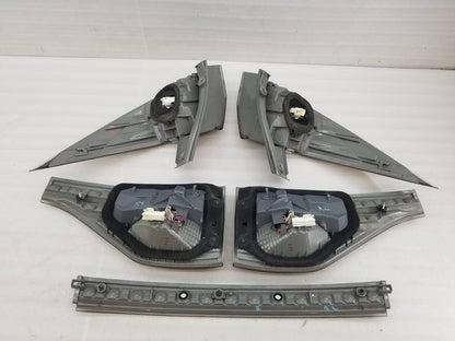 Toyota Estima Previa Tarago 2006-2008 ACR50 GSR50 AHR20W Tail Light Lamp OEM JDM