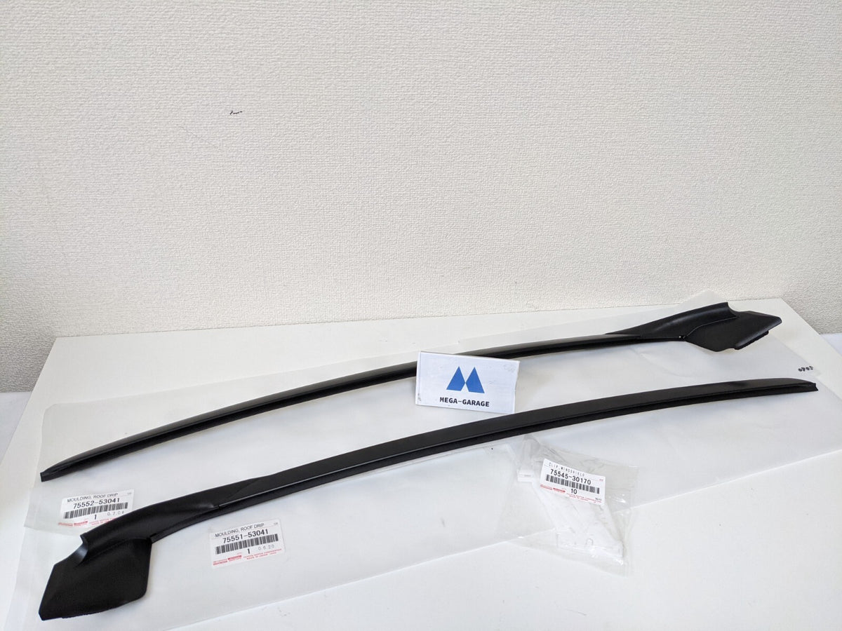75552-53041 Genuine Lexus IS350 IS200T Front Windshield Moulding & Clips RH & LH