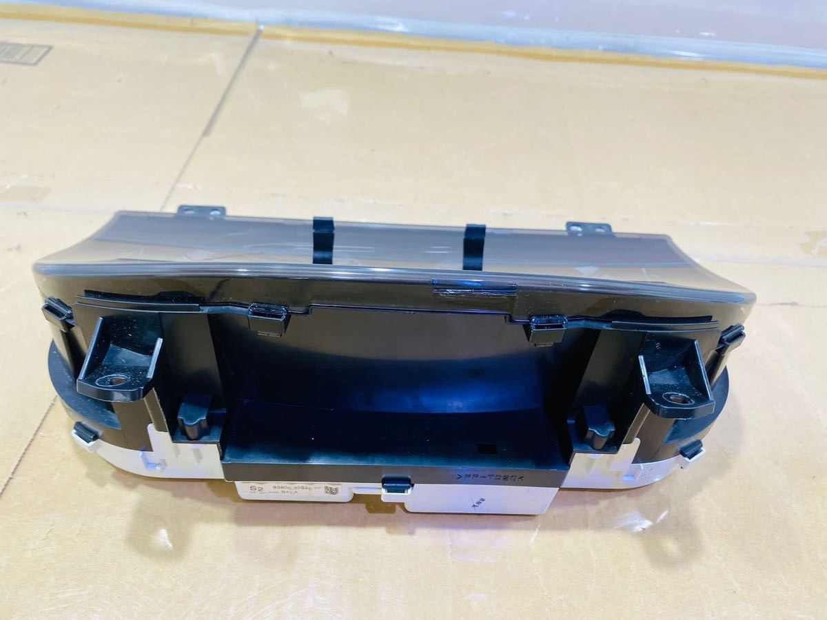 Toyota Crown Majesta URS206 2009–2013 Speedometer Gauge Cluster 83800-30S20 OEM
