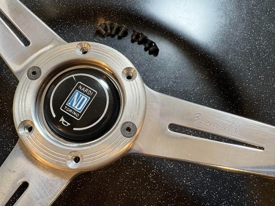 NARDI Classic VITE Wood Steering Wheel 36.5cm