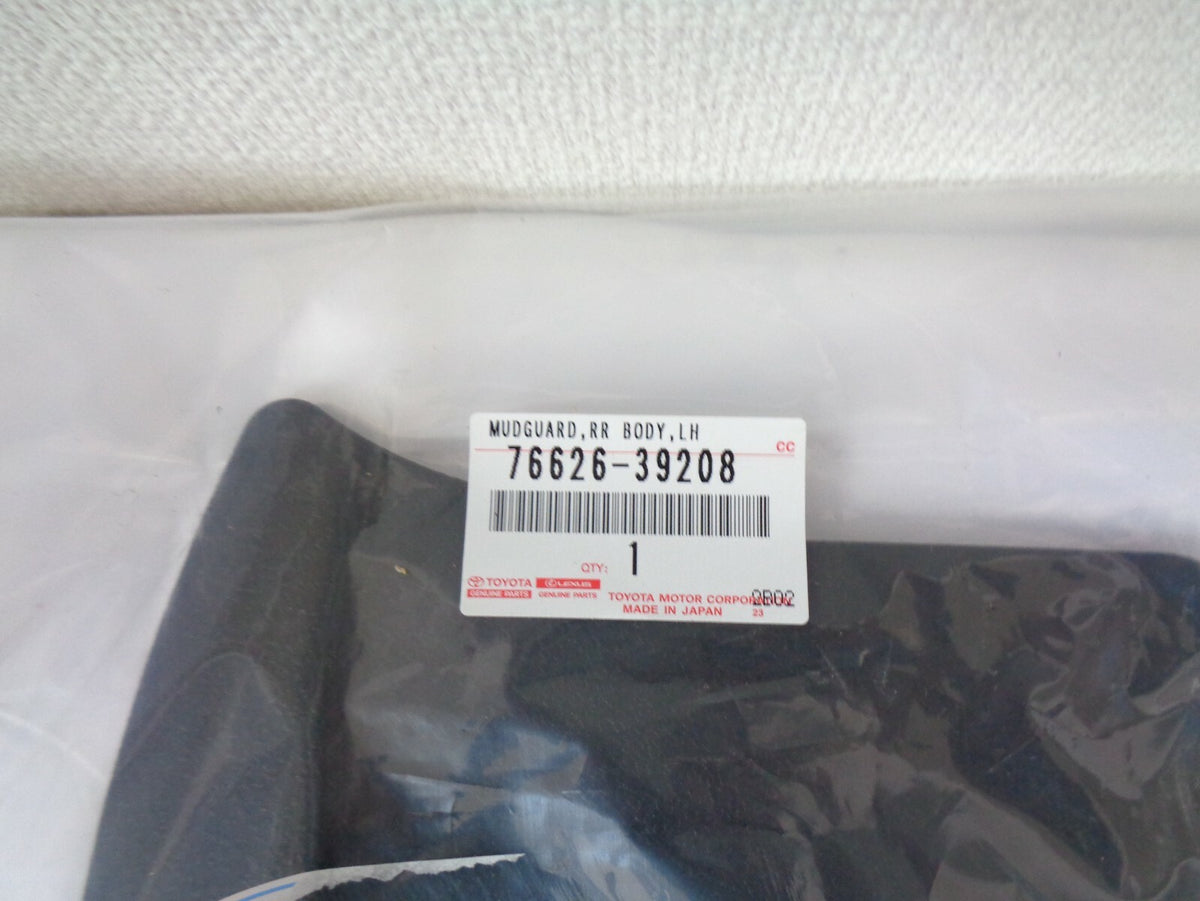 Genuine TOYOTA 89-95 PICKUP 4RUNNER HILUX 4WD Rear Mud Flaps Guards RH LH