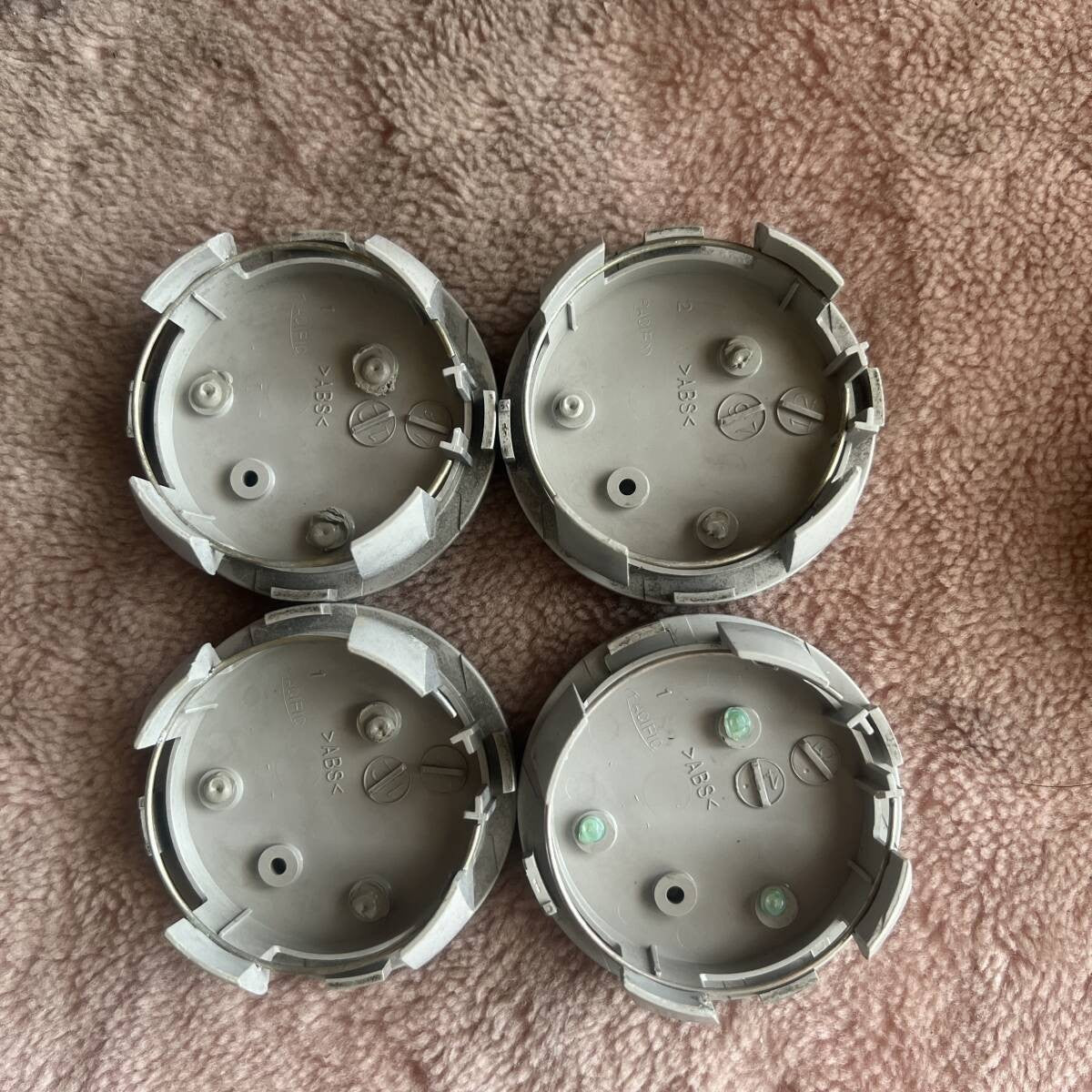 Toyota Wheel Center Cap 64mm Set of 4 Noah Voxy OEM JDM Genuine