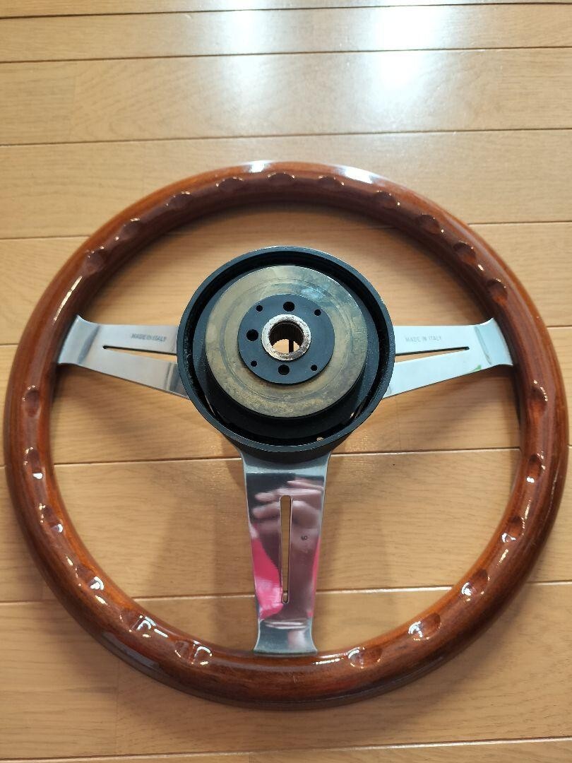 NARDI Wood Steering Wheel