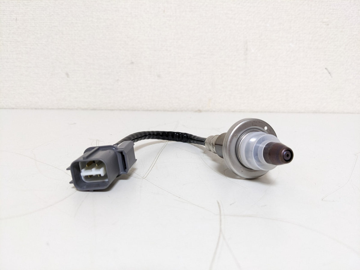 SUBARU GENUINE Impreza WRX STI GRB GVB Upstream OXYGEN O2 Sensor 22641-AA500