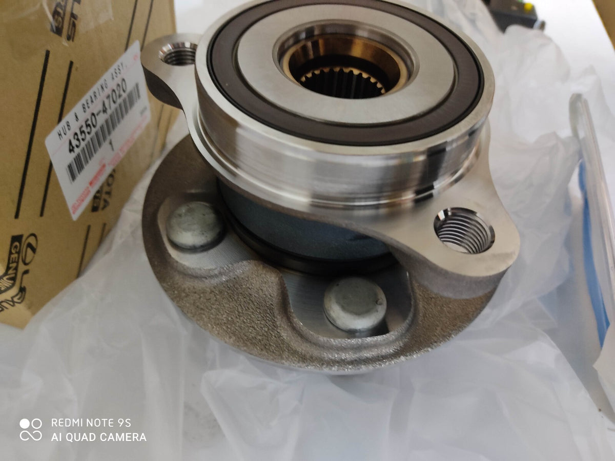43550-47020 Genuine Toyota Hub Assembly 4355047020 MADE IN JAPAN