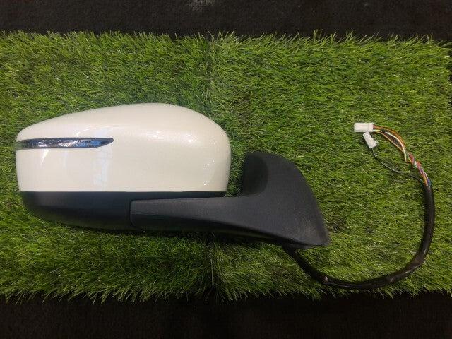Nissan Leaf ZE1 2017-2025 Right Door Mirror Genuine OEM