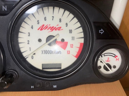 Kawasaki Ninja ZX-11 ZZR1100 D7 Speedometer Instrument Gauge Cluster OEM Genuine