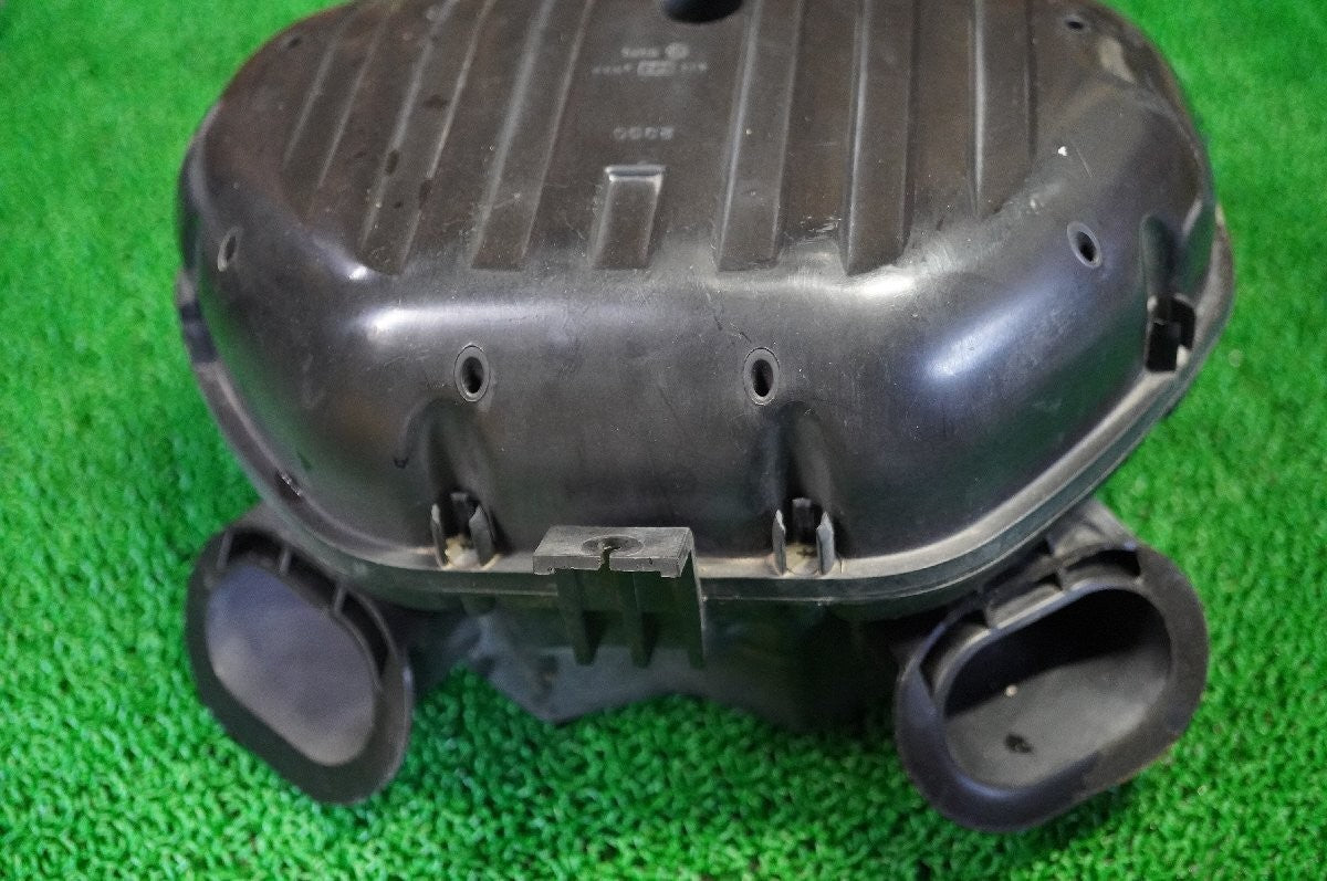 Suzuki GSX-R750 2000-2003 Air Cleaner Box Airbox Genuine OEM