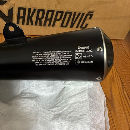 AKRAPOVIC Slip-On Muffler for Husqvarna VITPILEN 401 SVARTPILEN 250 401 125