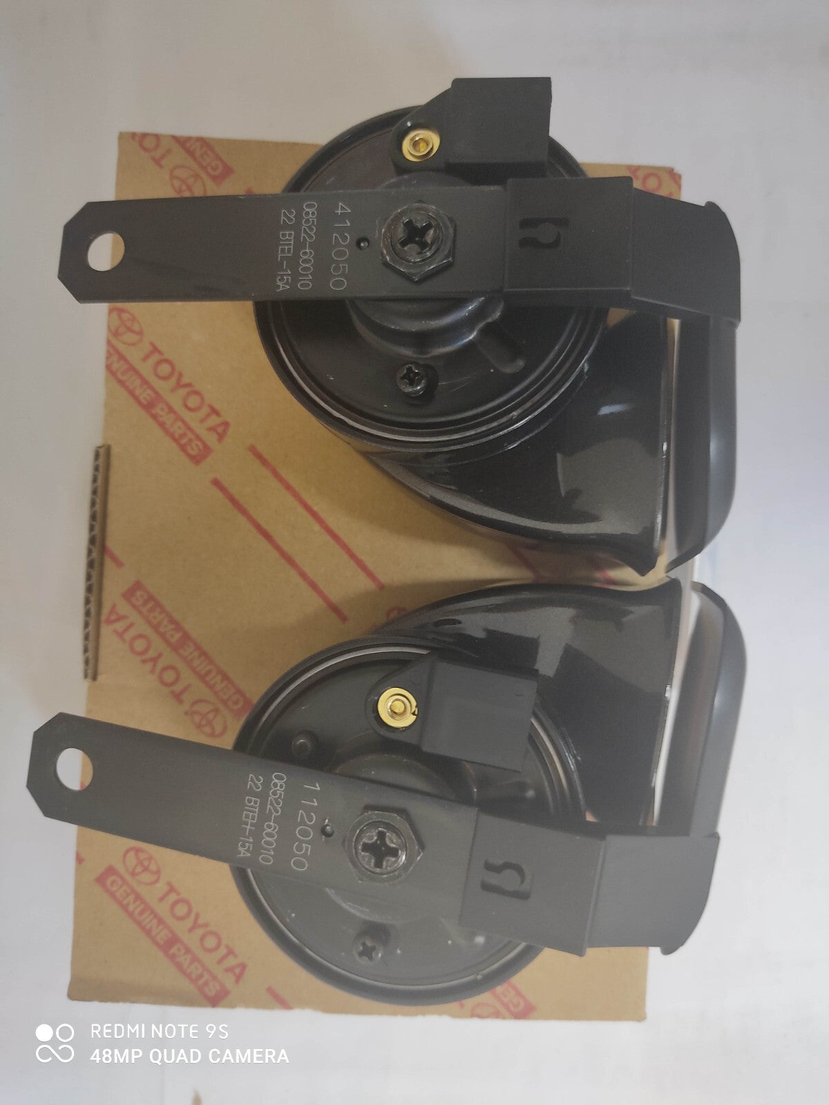 Toyota Lexus Land Cruiser URJ202W Premium Car Horn 500Hz Genuine 08522-60010